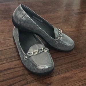 Vionic Orthaheel Alda Loafers